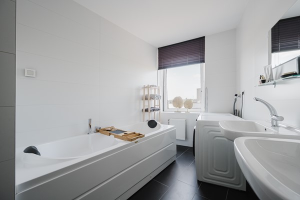 Medium property photo - Noordkade 61, 3201 AZ Spijkenisse